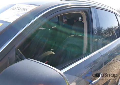 2010 Audi Q5 3.2 Premium z USA, uszkodzony, nr VIN WA1LKAFP4AA083150